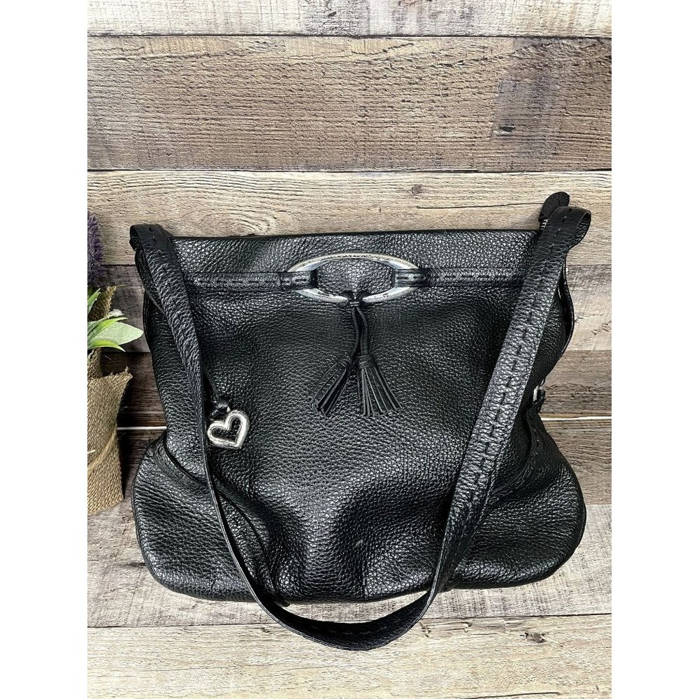 Vintage Brighton Black pebbled Leather Shoulder Bag, D306147